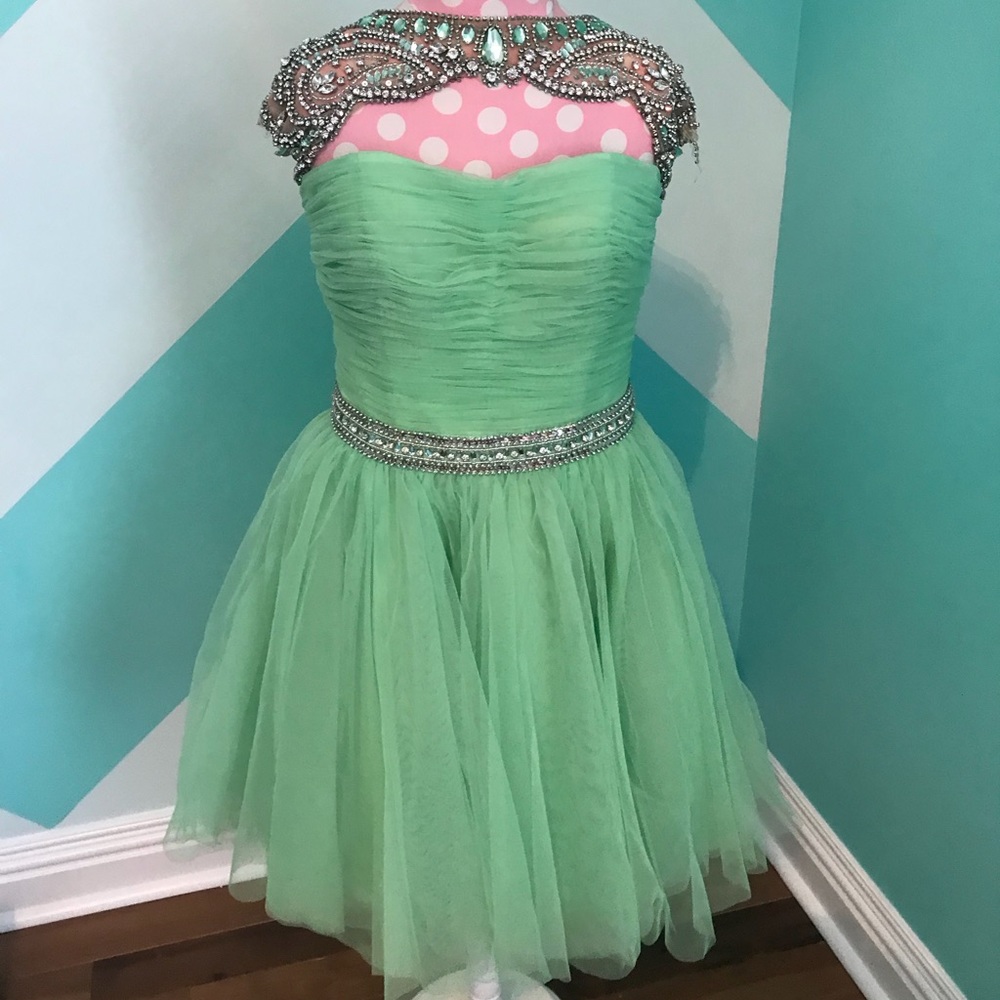 Worn ONCE! Formal/semi-final dress